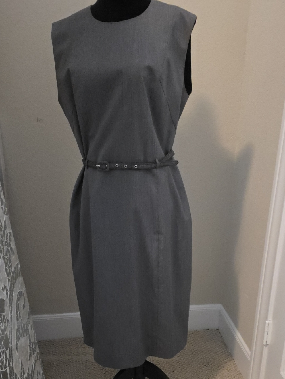 Peck & Peck Grey Sleeveless Sheath Dress with Waist Belt